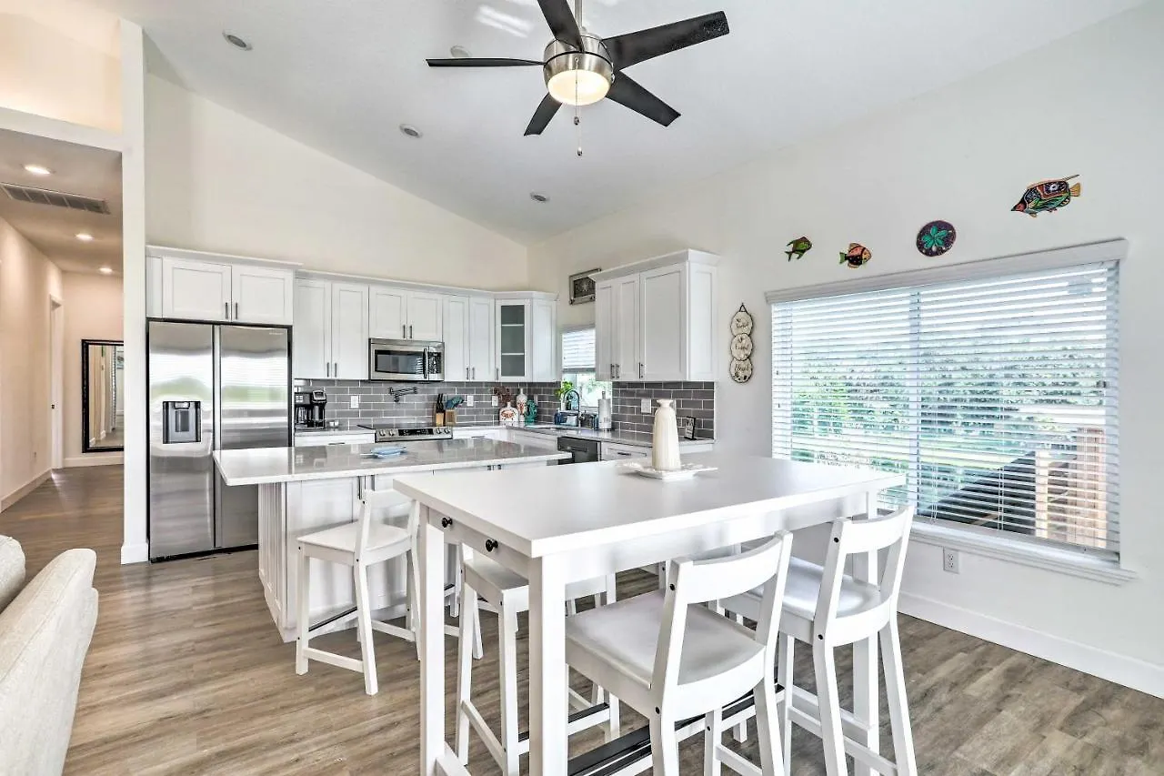 Tampa House With Patio, Near Downtown And Beaches!