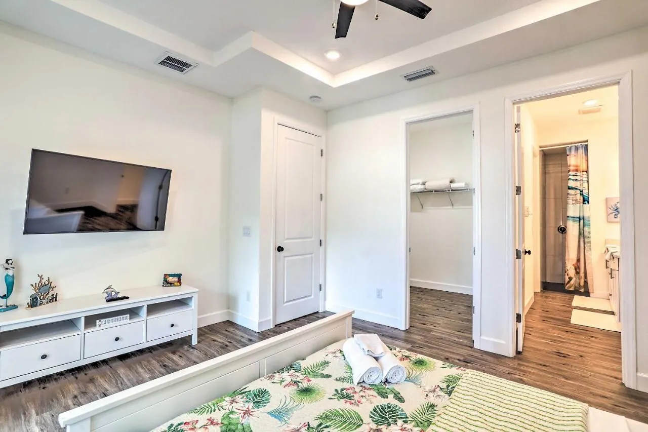 Tampa House With Patio, Near Downtown And Beaches!